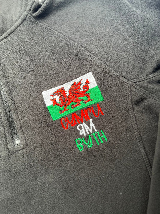 Fflîs Cymru Am Byth