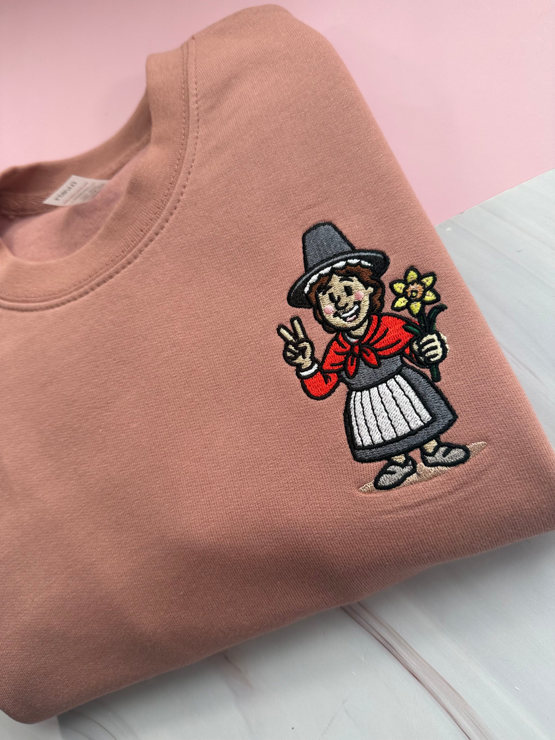 Dusky pink embroidered Miri Machno jumper 